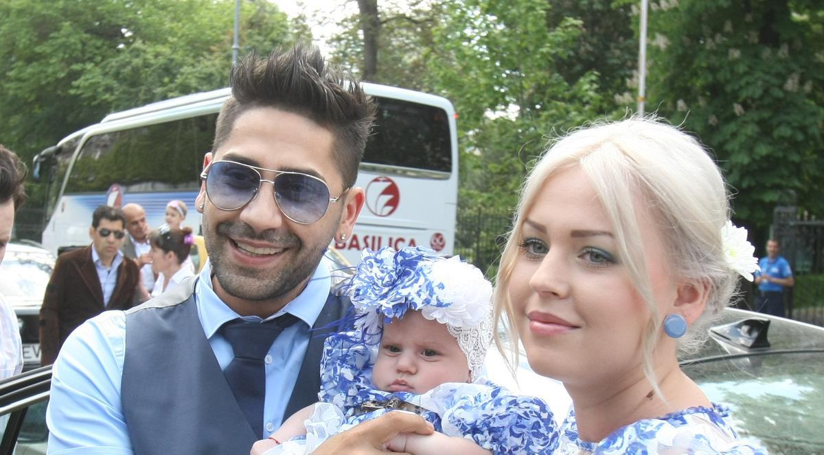 Connect-R ŞI-A BOTEZAT FETIŢA! Uite PRIMELE FOTOGRAFII | FOTO