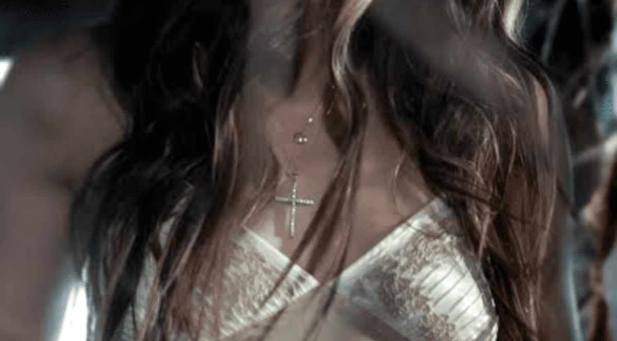 Antonia, ÎMBRĂCATĂ SUMAR în noul videoclip, cu Jay Sean | VIDEO