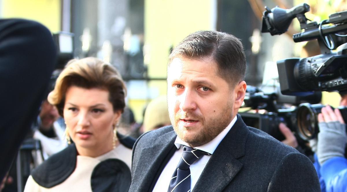 Fata cea mare A LUI TRAIAN BĂSESCU, IOANA, s-a MĂRITAT ÎN SECRET, la AZUGA