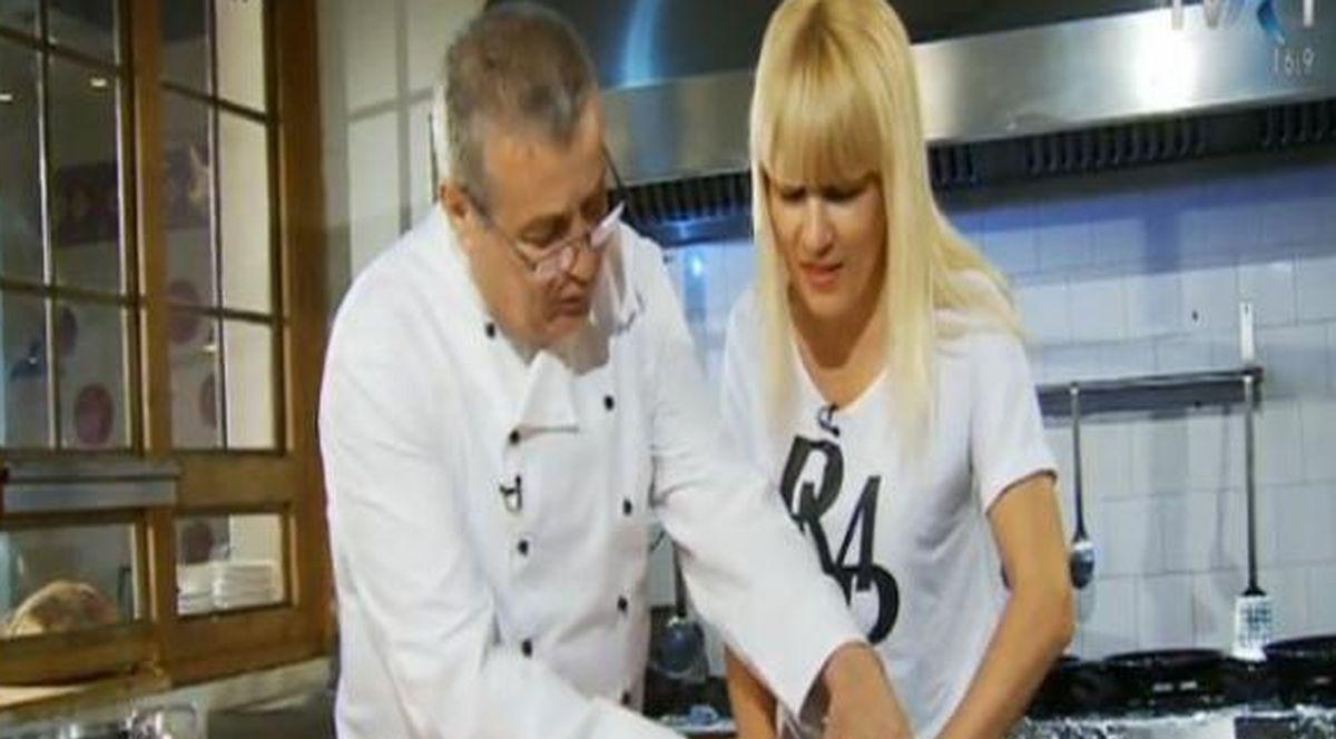 Elena Udrea, pusă să TOACE VARZĂ de Dinescu! Cum a EVITAT să-şi STRICE MANICHIURA