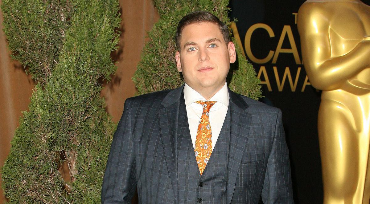 JONAH HILL era FRUMUŞEL FOC SUPLU, numai de-ar fi RĂMAS AŞA! EVOLUŢIA PERICULOASĂ a GREUTĂŢII unui actor de OSCAR