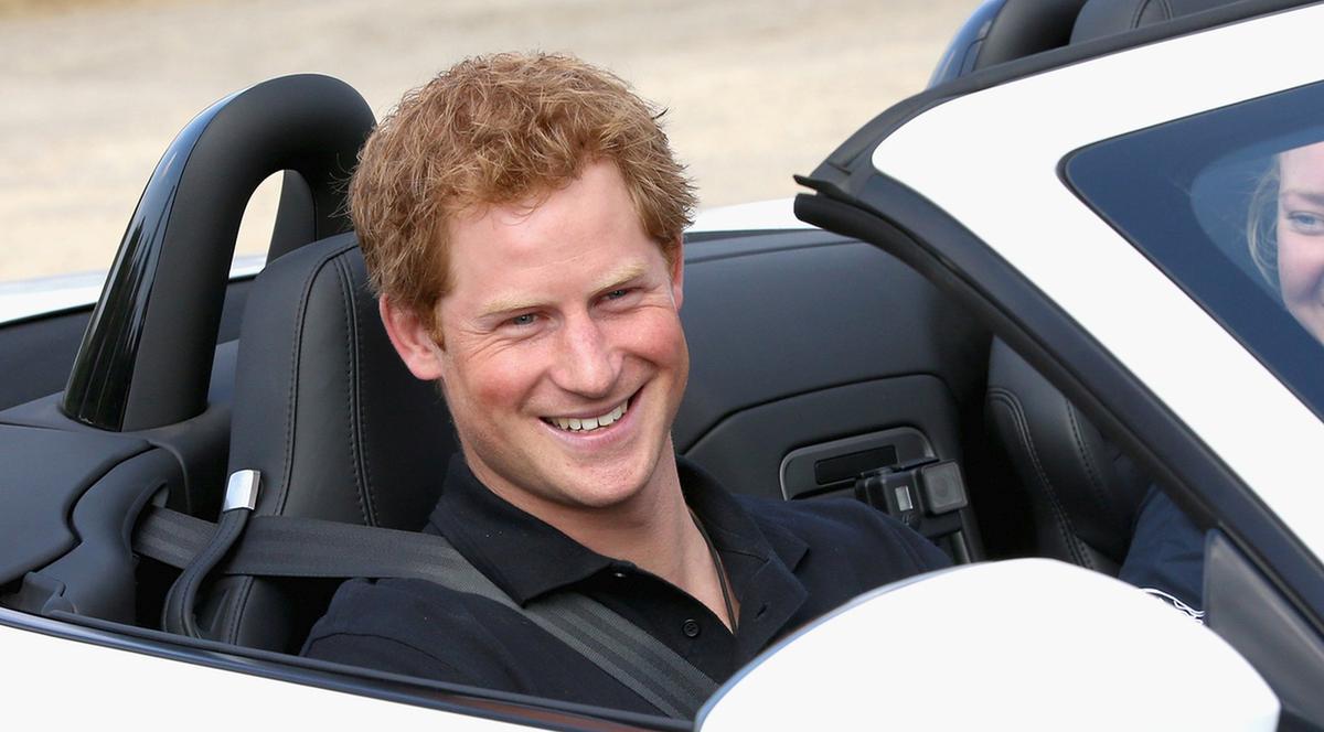 petrecerea burlacilor pentru prințul Harry