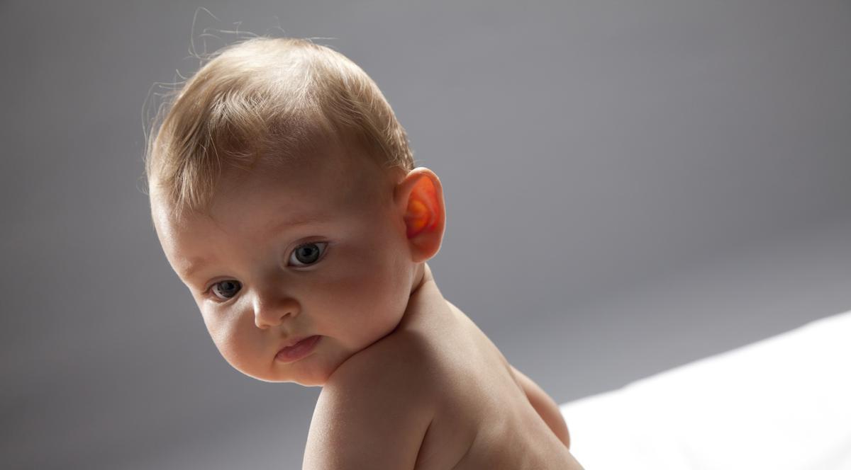 NUMELE SATANICE ale COPIILOR! Ce ÎNSEAMNĂ dacă ÎŢI BOTEZI FIICA EMA? Vezi şi alte NUME!