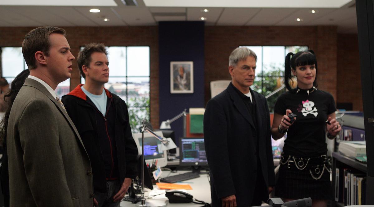 10 milioane de DOLARI îi "COSTĂ" moartea unui OM! Postul CBS, bun de plată după ce un angajat a decedat pe platourile serialului NCIS