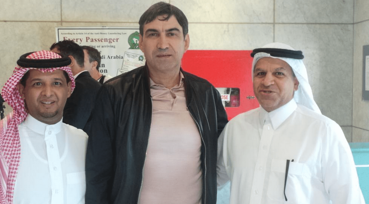 EXCLUSIV / Primele fotografii cu Victor Piţurcă de la sosirea în Arabia Saudită