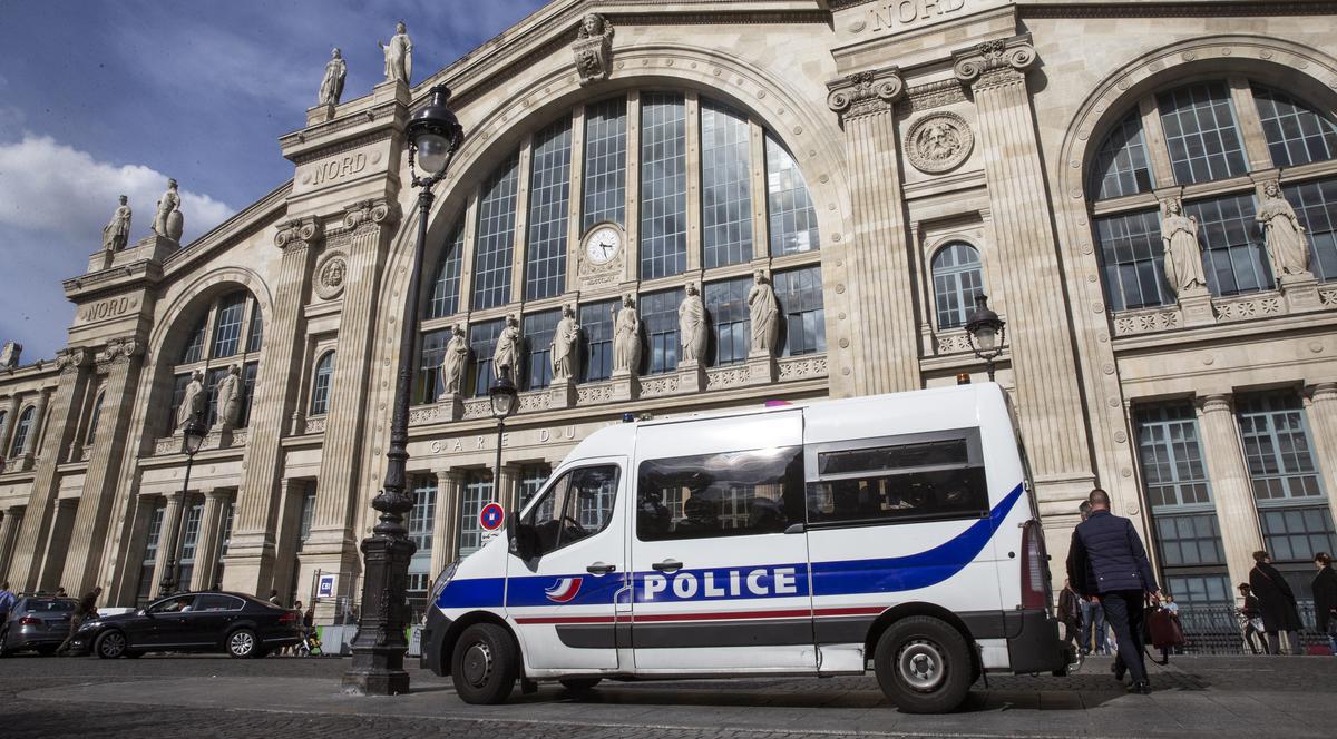 Liderii europeni iau în discuție crearea unui corp de pază pentru frontierele UE