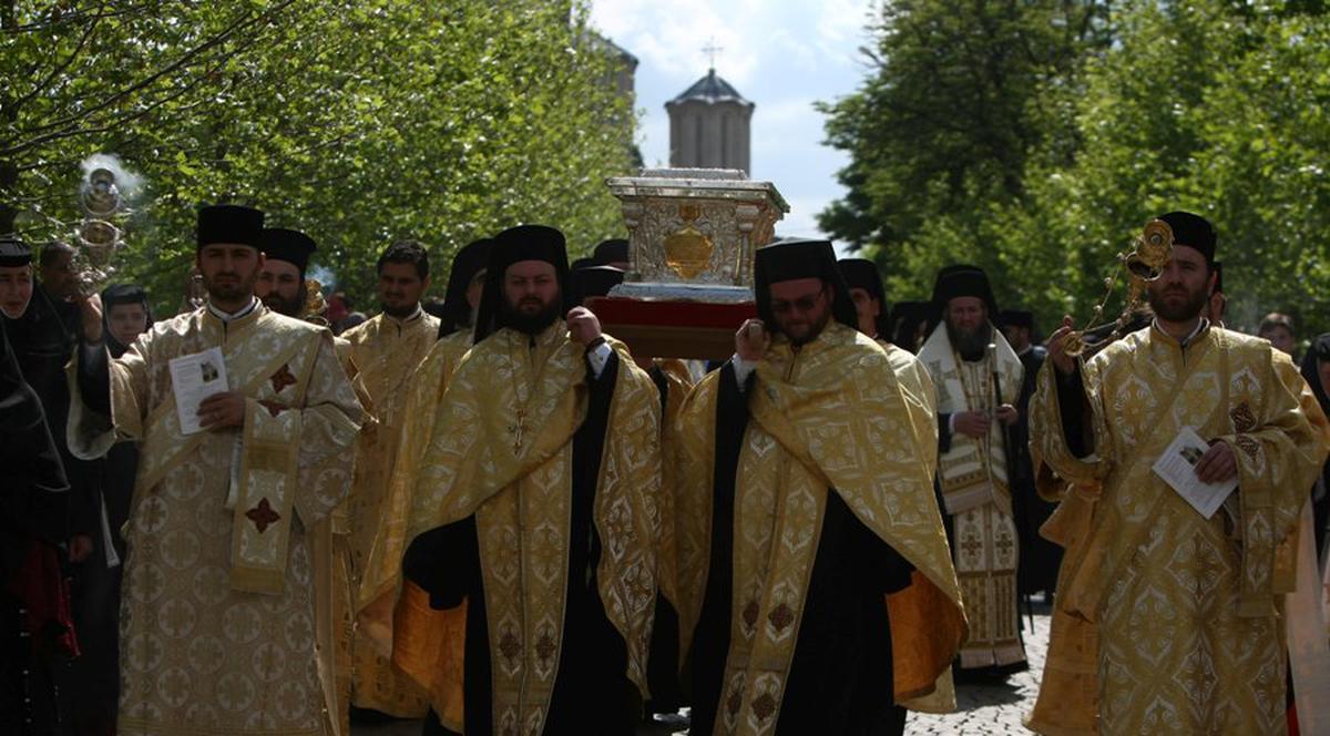 ULTIMUL PELERINAJ DIN ANUL 2014 CU MOAȘTELE DOMNITORULUI CONSTANTIN BRÂNCOVEANU