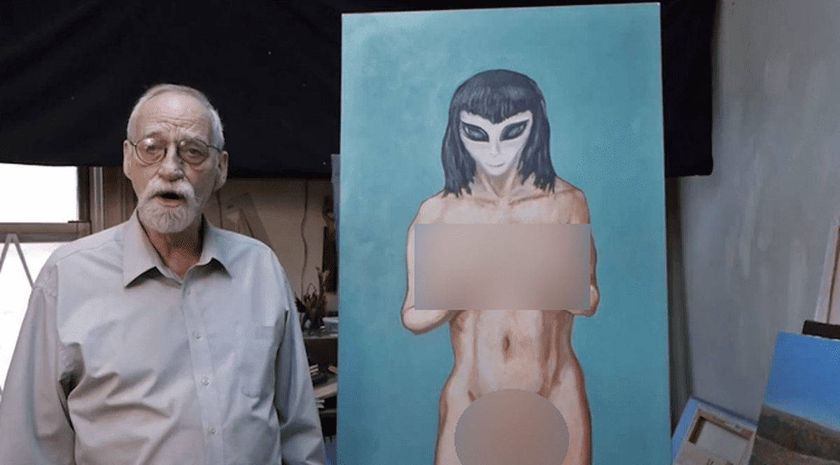 Vânat de OZN-uri, și-a pierdut virginitatea cu o extraterestră! FOTO XXX cu ”femeia”