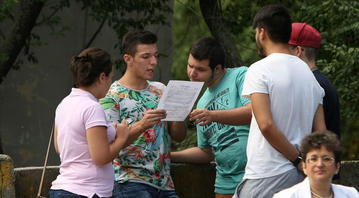 Vrei să iei notă mare la BAC? Iată care este rugăciunea pentru ajutor la EXAMENE!