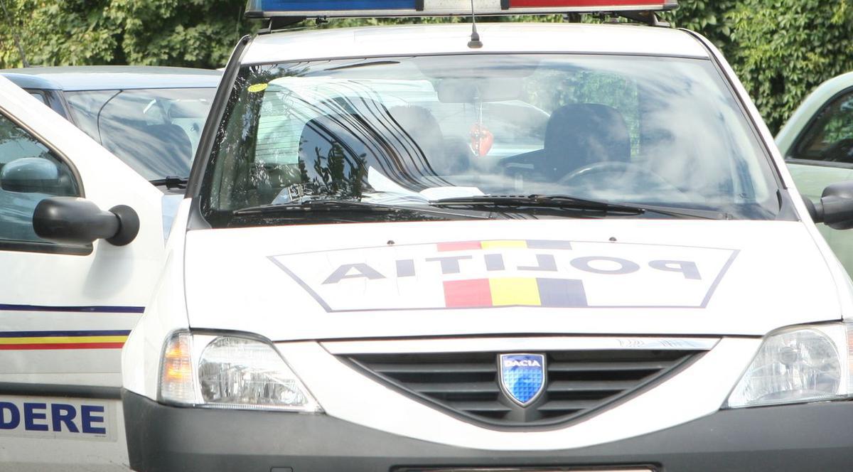 ULUITOR! Fiul unui deputat a vrut să jefuiască o tânără, în plină stradă