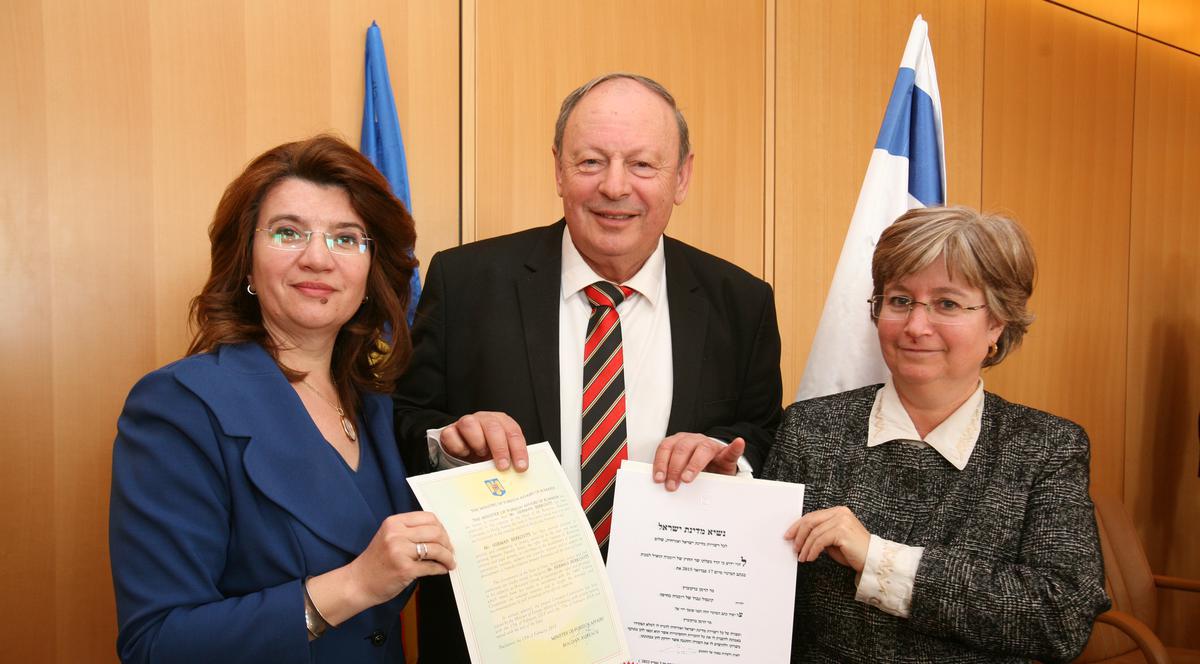 EXCLUSIV / Omul din umbra lui Netaniahu, doctor Herman Bercovitz, consul de onoare al României în Israel