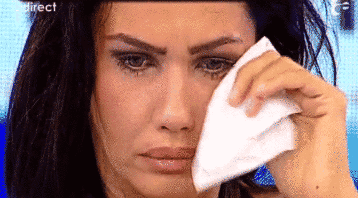 Oana Zăvoranu nu poate să conducă maşina în starea în care este după moartea mamei sale