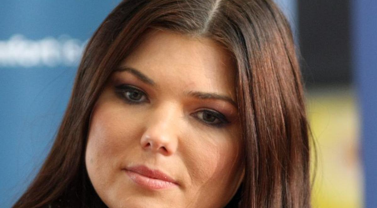 Paula Seling: "Dacă nu avem copii încă, asta nu înseamnă că suntem defecţi"