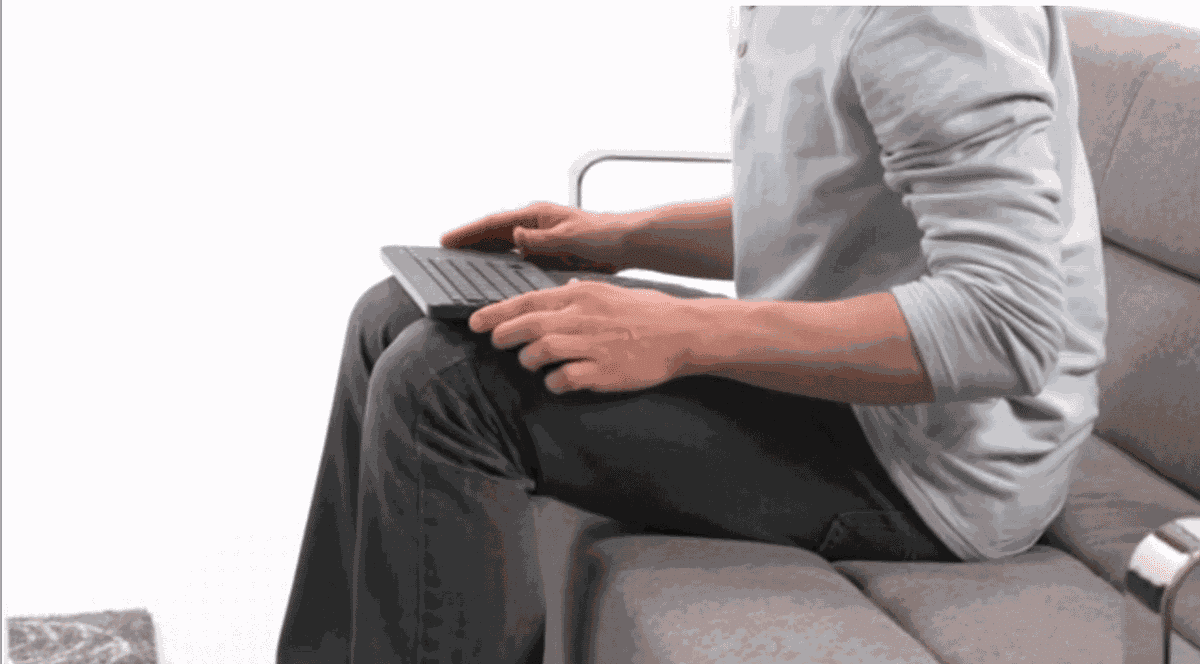 7 lucruri plăcute pe care le poți face din propria canapea