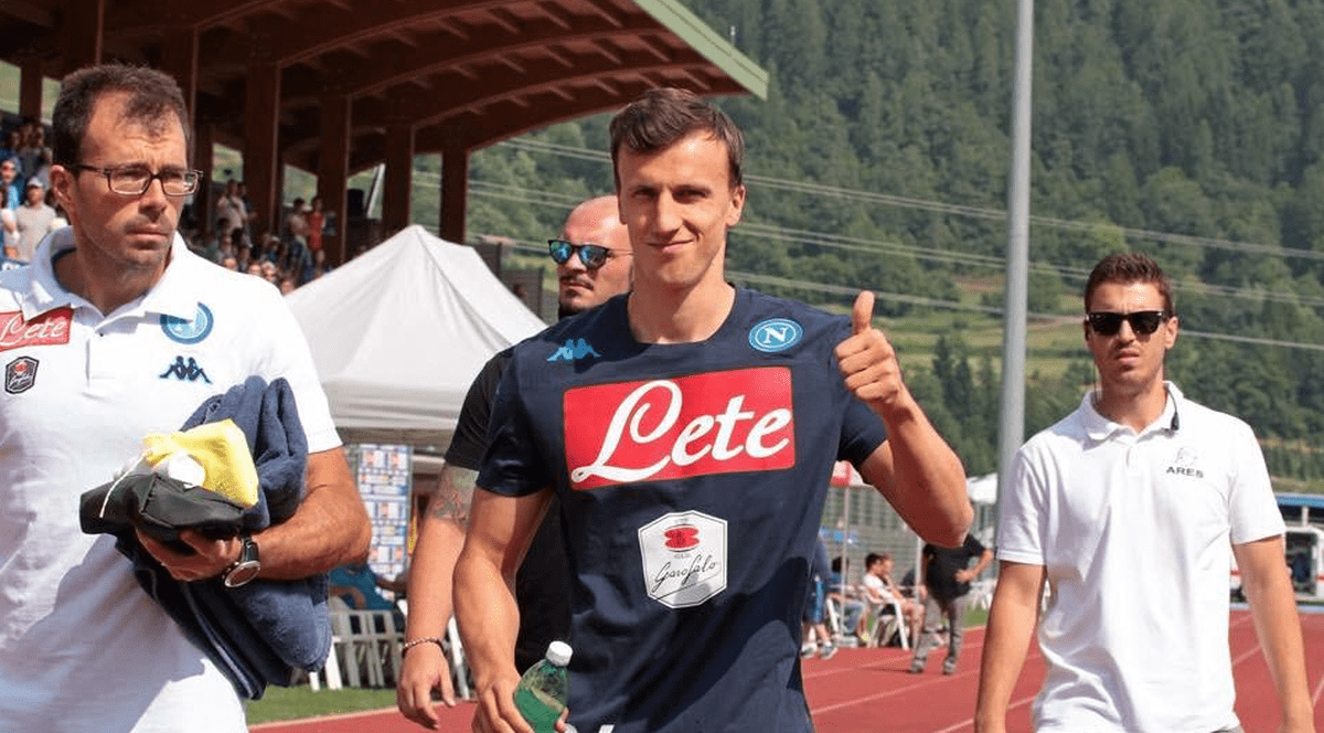 Vlad Chiricheș a debutat pentru Napoli! ^Internaționalul român n-a purtat noroc echipei sale, după pauză