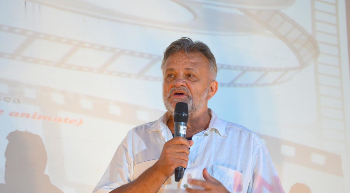 A făcut un festival de film în orașul fără cinematografe