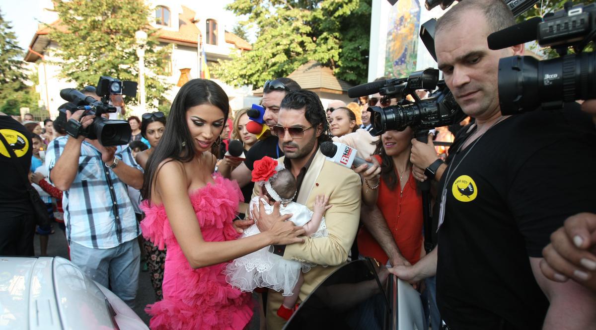 Pepe și Raluca au dansat pe mese la botez | FOTO