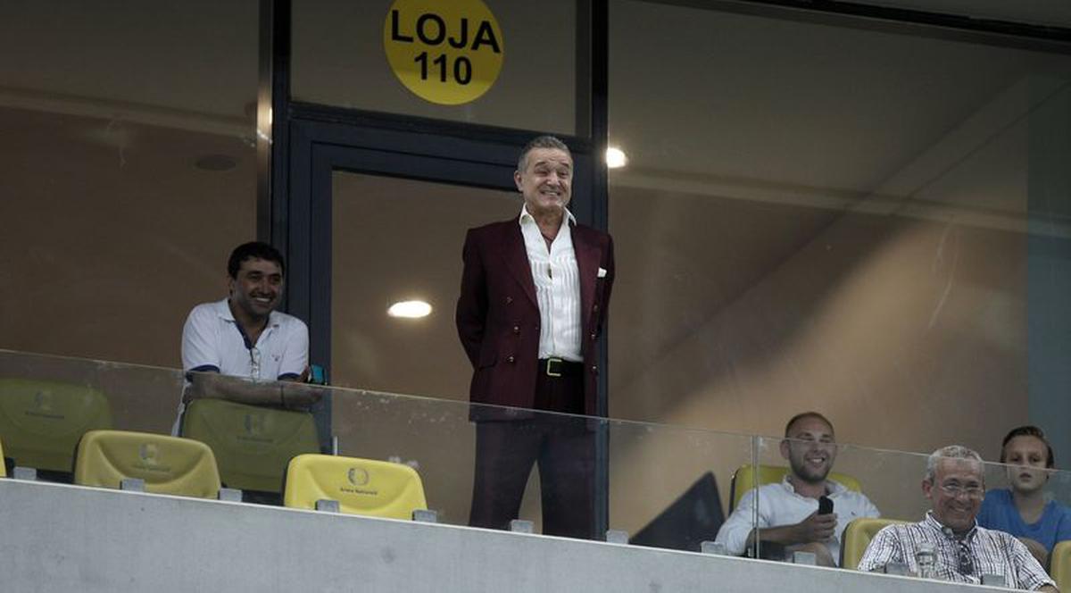 Gigi Becali s-a enervat și și-a concediat bodyguarzii