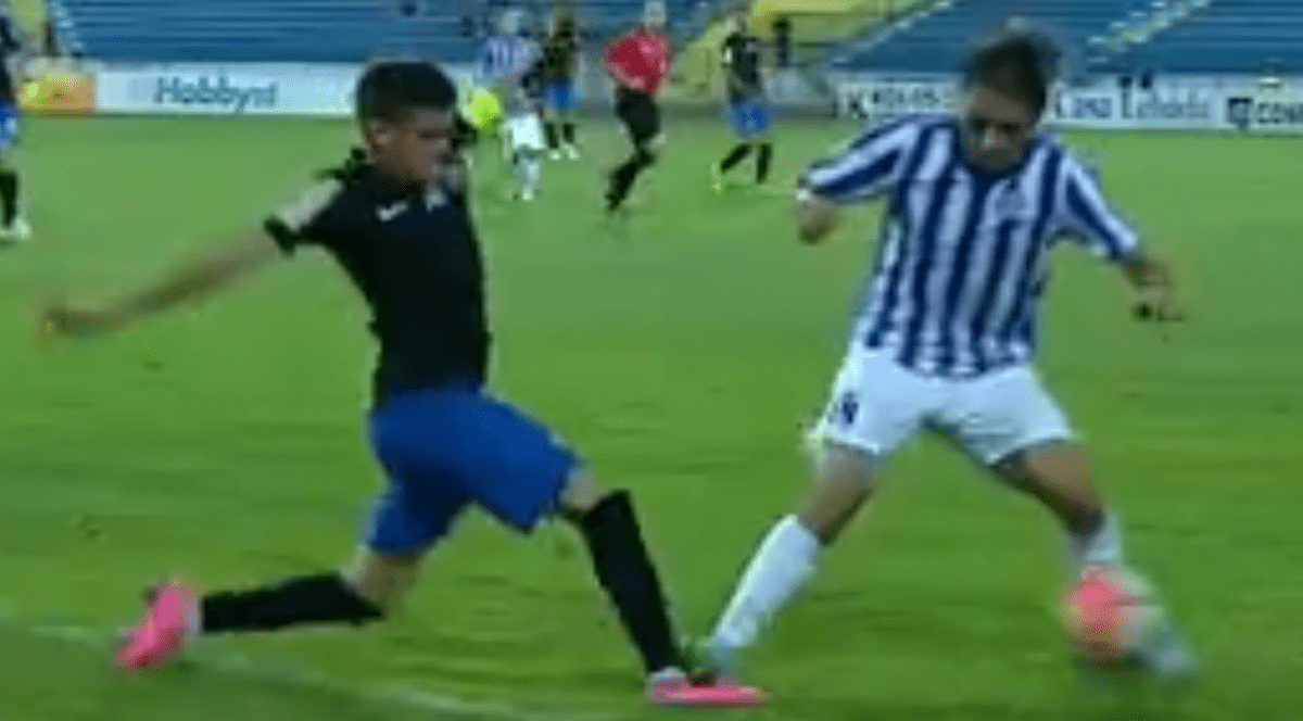 Liga 1: CSMS Iaşi - Viitorul 0-0. ^Ciucă a vrut să-i rupă piciorul lui Ianis Hagi, dar puştiul a scăpat ca prin minune de atacul criminal al fundaşului