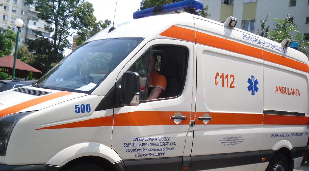 Un muncitor a murit după ce un mal de pământ s-a surpat peste el 