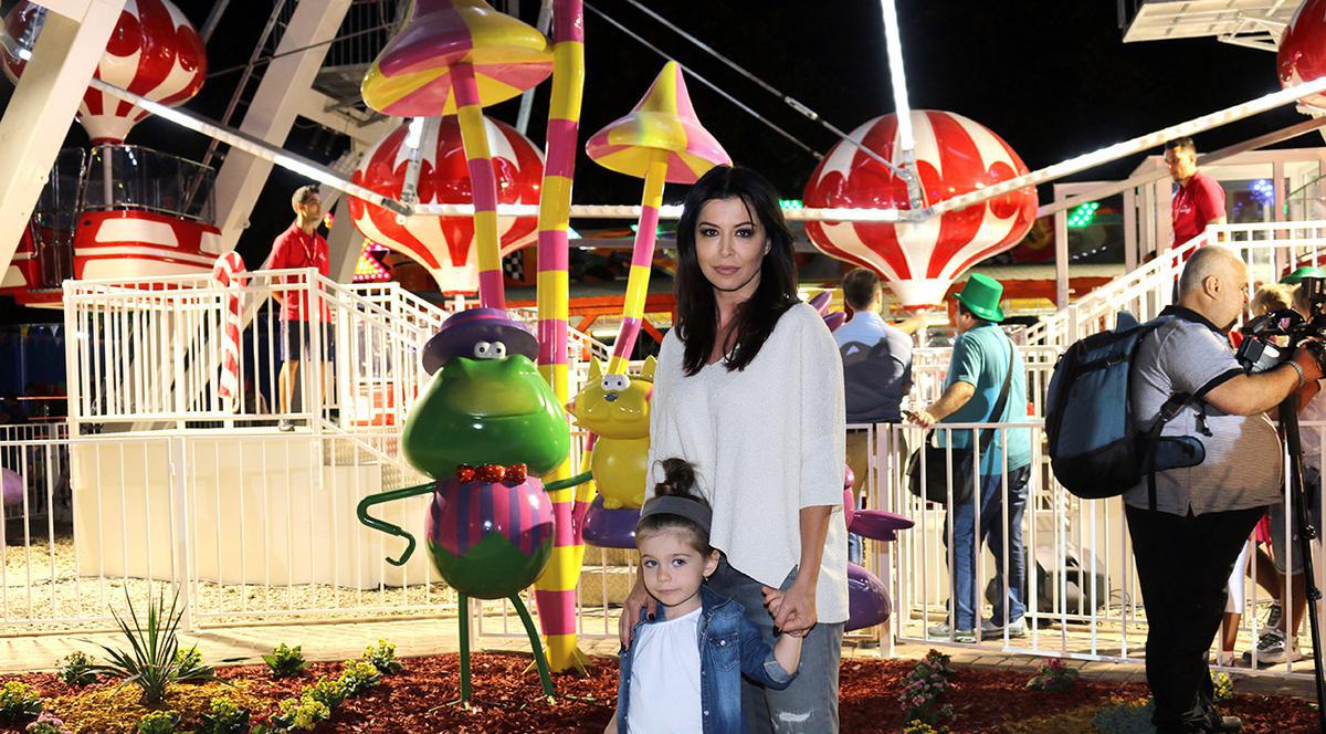 Ce frumoasă e fiica Simonei Pătruleasa! Foto