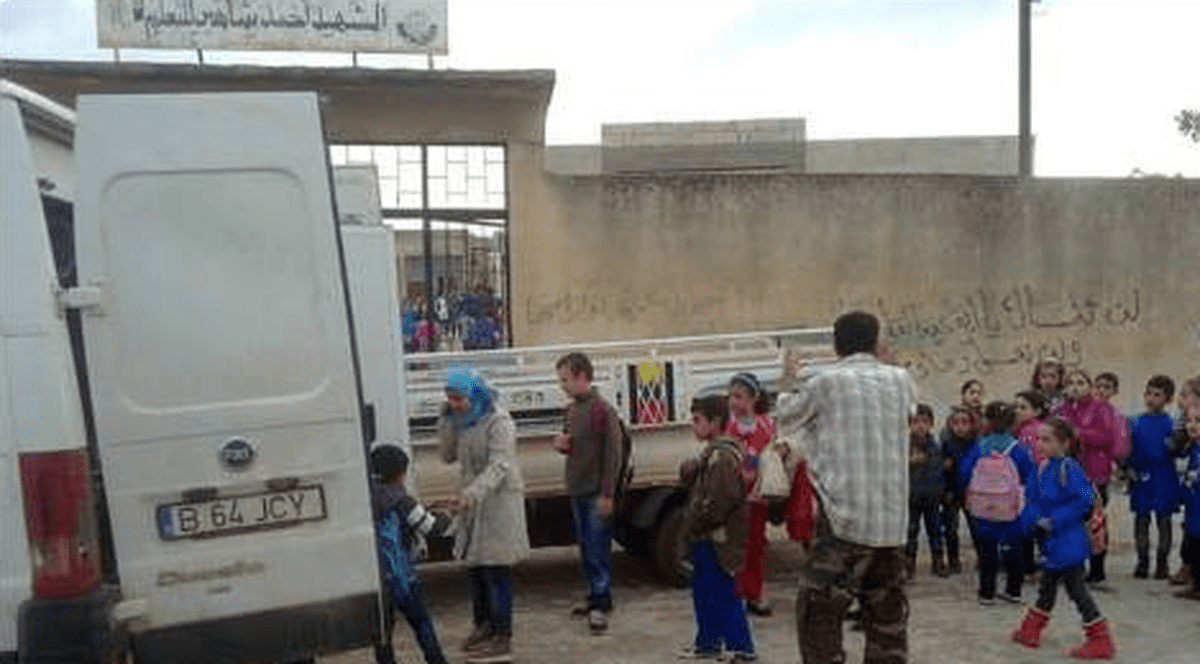 EXCLUSIV Imaginea care va șoca autoritățile din România! Legătura uluitoare dintre un microbuz din București și gruparea Al Qaeda  