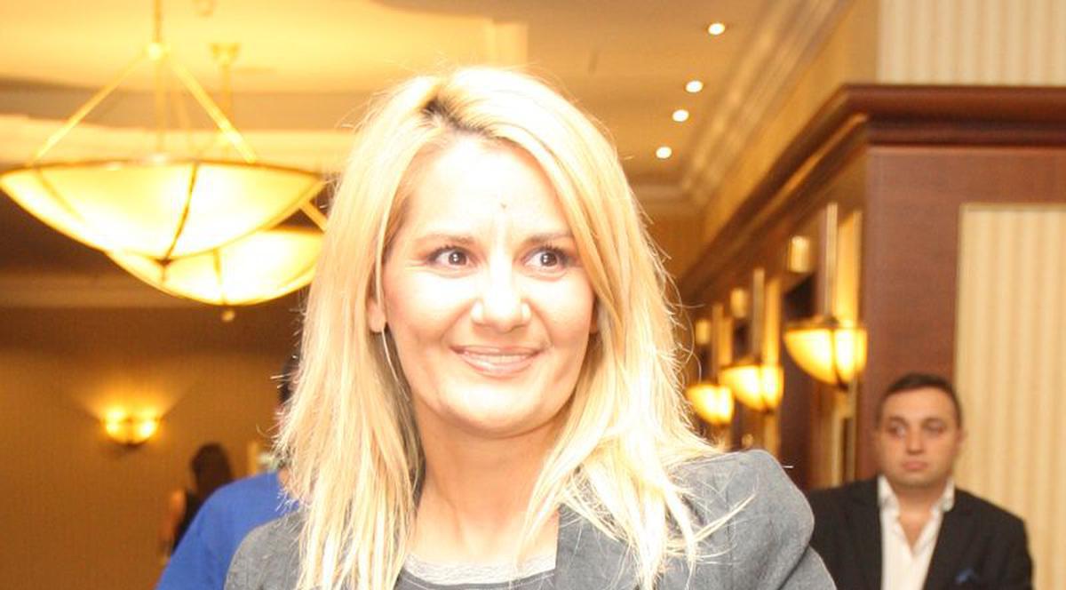 Nicola își face mea culpa: "Puteam să fiu bogată dacă cântam manele"