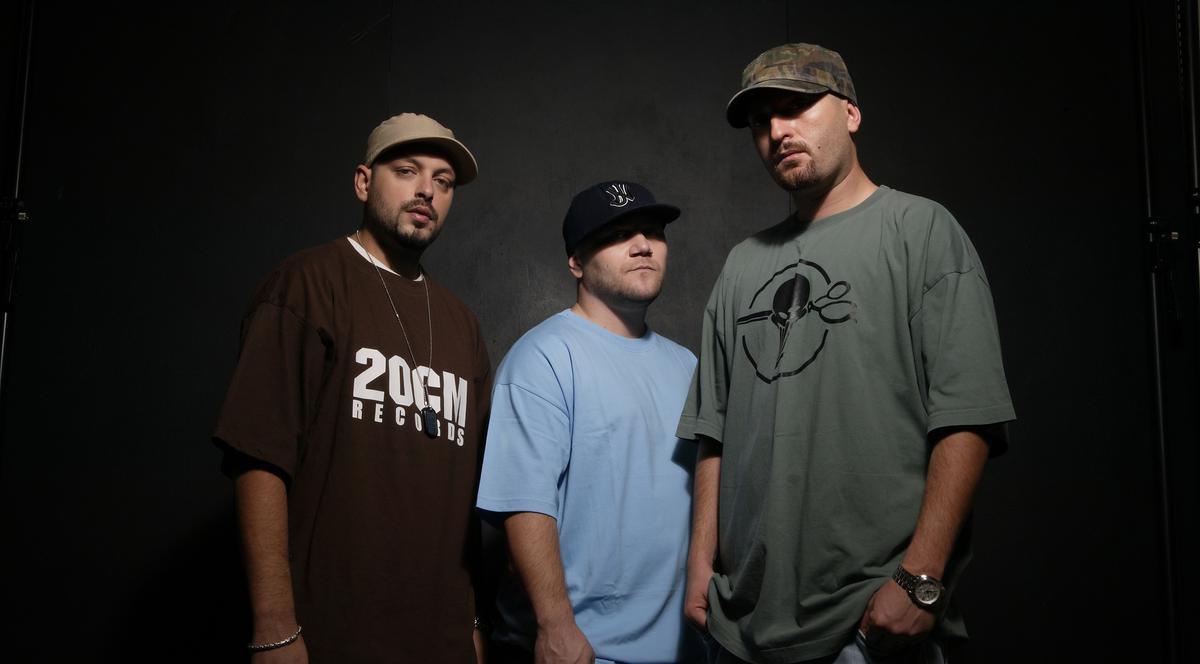 EXCLUSIV! "Frații" de scenă ai Goodbye to Gravity, Paraziții, Șuie Paparude și alte 10 formații colectează bani într-un maraton muzical