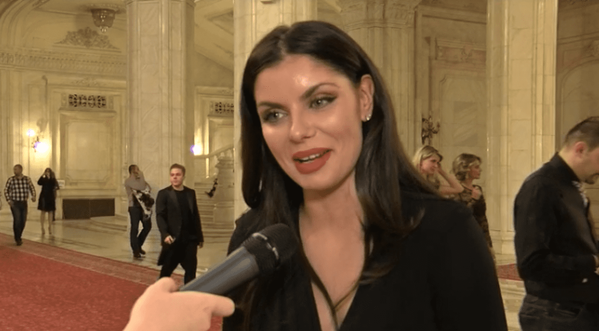 EXCLUSIV/ Ileana Lazariuc nu are cu cine să împărtășească pasiunea pentru haine și este hotărâtă să ia măsuri. Vrea o fată și pentru ea