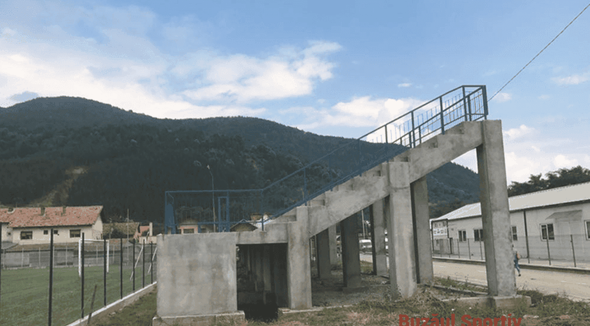 Alt stadion nou răsare în România. Investiția de 1 milion de euro pentru o echipă mică