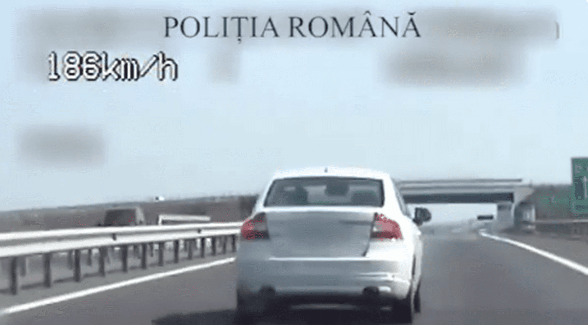 Un șofer a mers cu viteza de 211 km/h pe A3