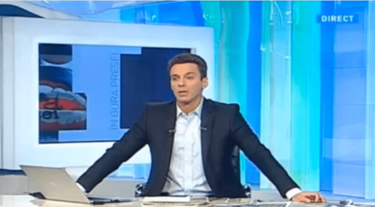 Mircea Badea are probleme. Somație publică și amendă de la CNA pentru limbaj injurios în emisiune, la adresa protestatarilor