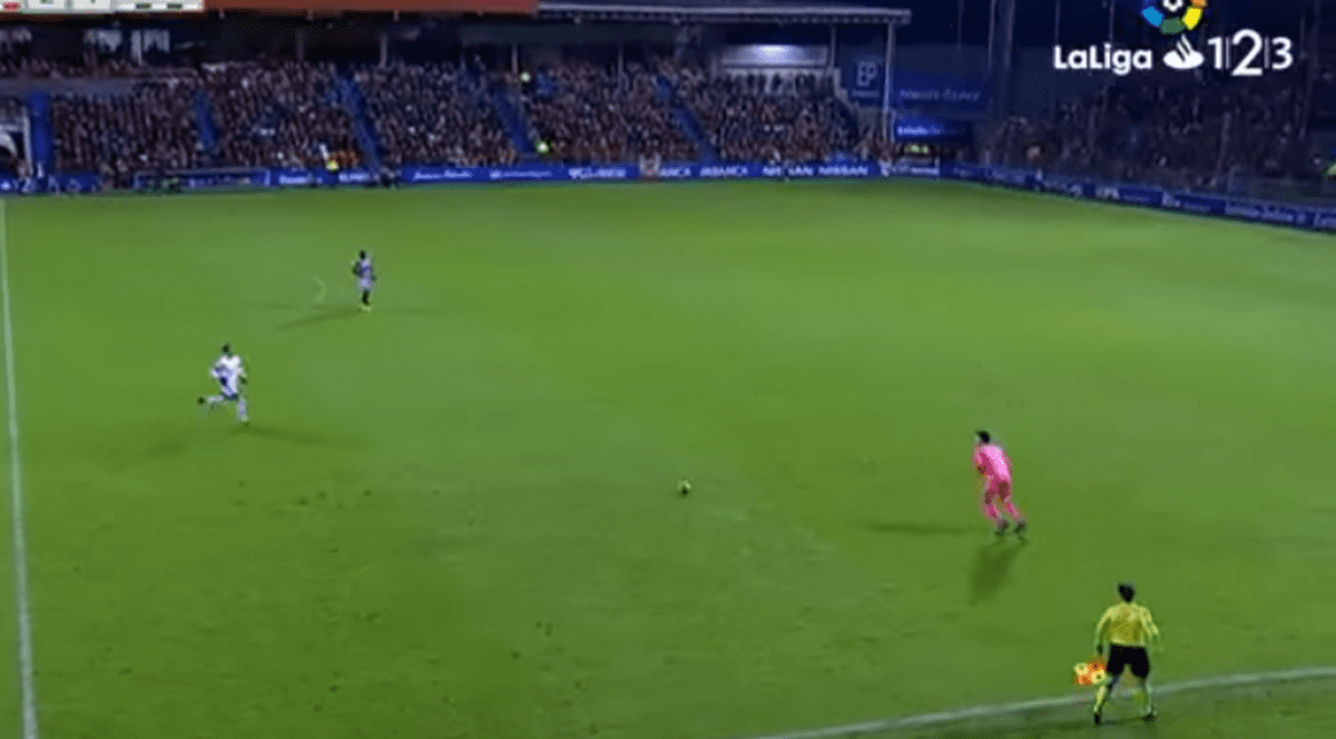 Portarul Juan Carlos a marcat un gol senzațional, de la peste 70 de metri!