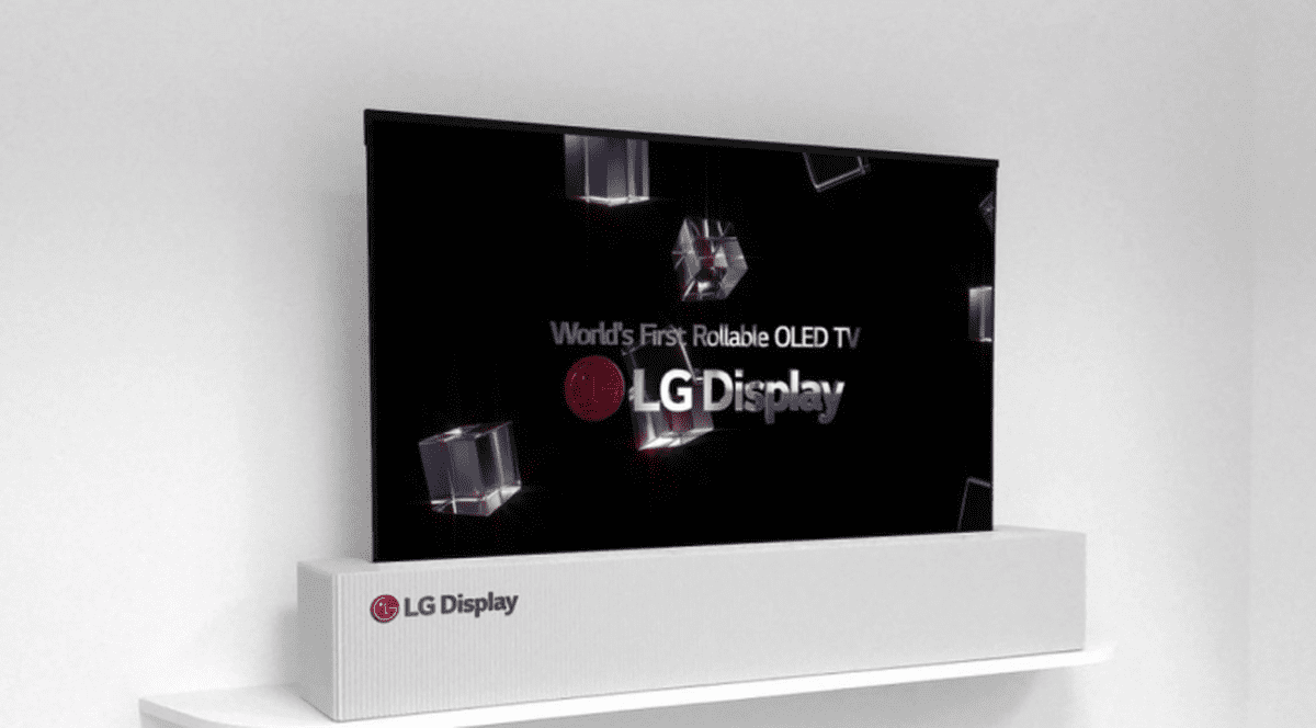 LG a prezentat televizorul care se rulează ca o foaie de hârtie la CES 2018