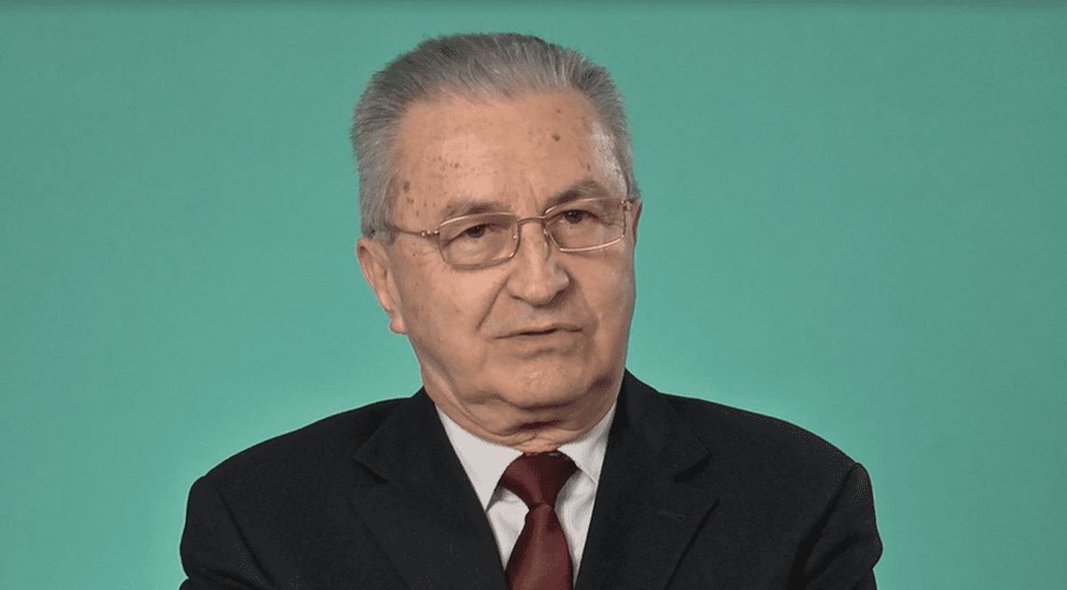 Mii de oameni au organele altor oameni, transplantul le-a salvat viaţa. În durerea pierderii unui apropiat, generozitatea este fără margini, spune profesorul Radu Deac, președintele Agenției Naționale de Transplant, într-un interviu pentru Libertatea.