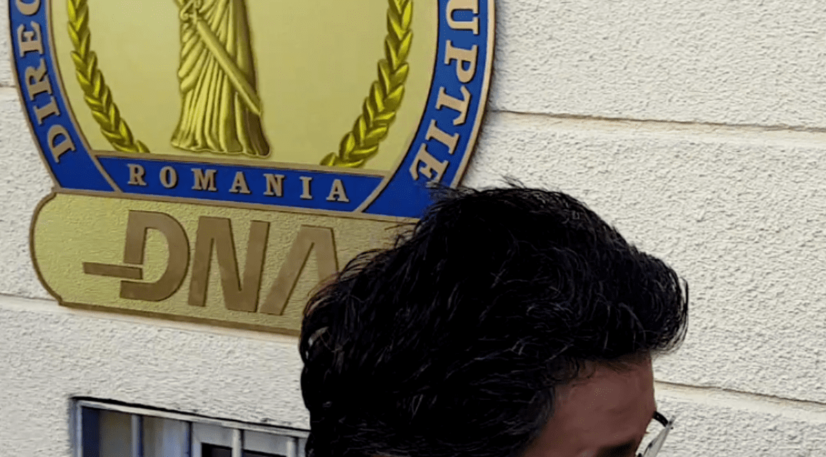 Ancheta în dosarul ”Cutezătorii” se extinde! Procurorii DNA au deschis o anchetă de favorizare a făptuitorului în care ar fi vizaţi foşti sau actuali oficiali din cadrul Ministerului Educaţiei/Mihnea Costoiu a fost audiat la DNA
