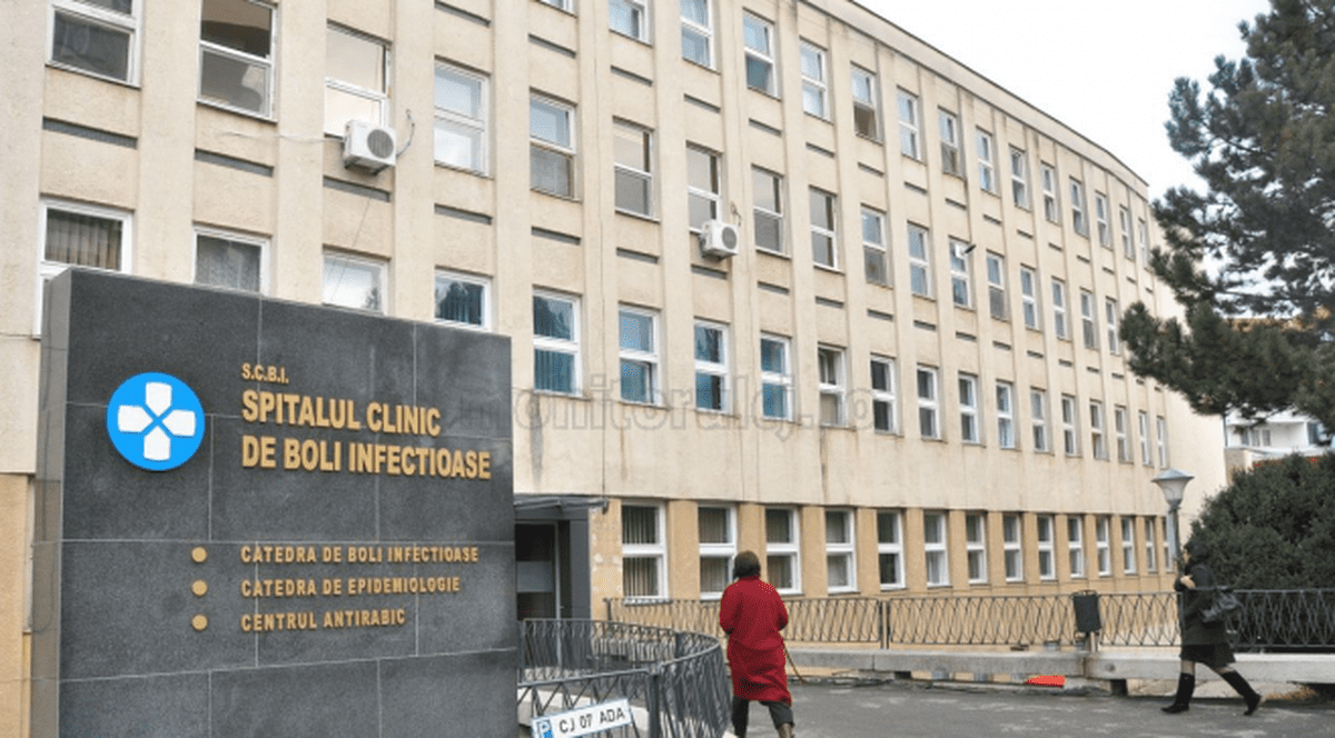 Bătrâna s-a aruncat de la etajul 1 al instituției medicale