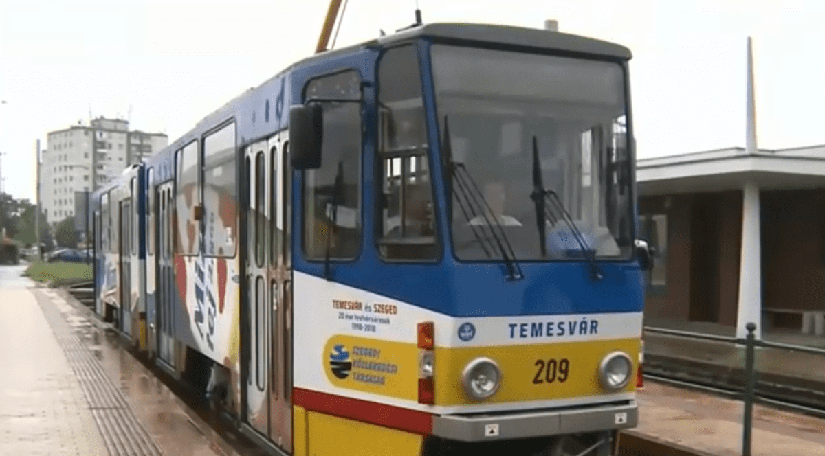 Tramvaiul Timișoara promovează România în Ungaria. Cum arată garnitura din Szeged