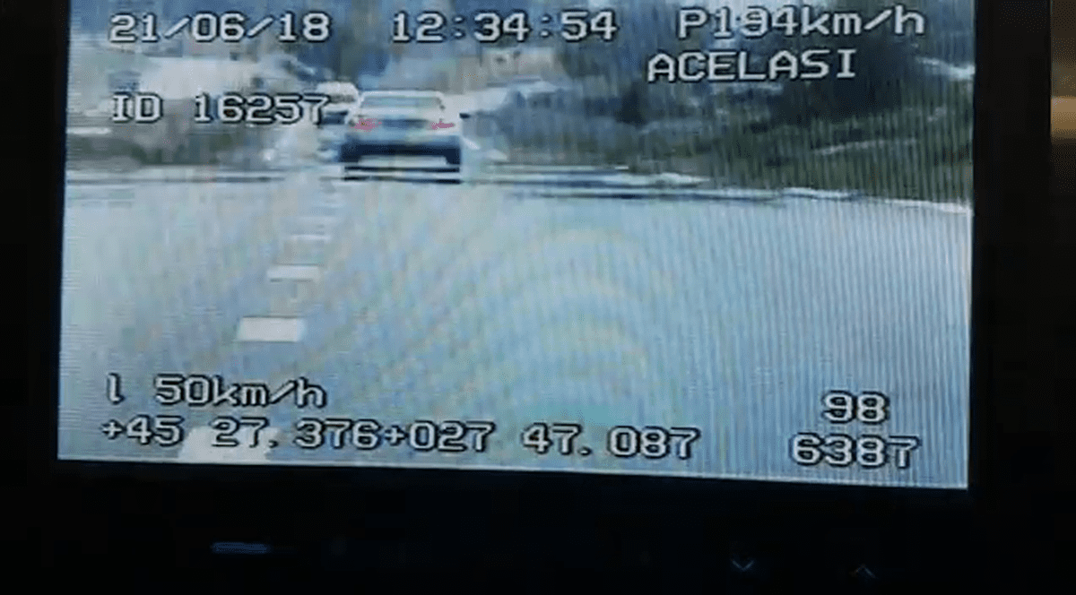 Şofer vitezoman, prins rulând cu 212km/h pe un drum naţional din judeţul Galaţi