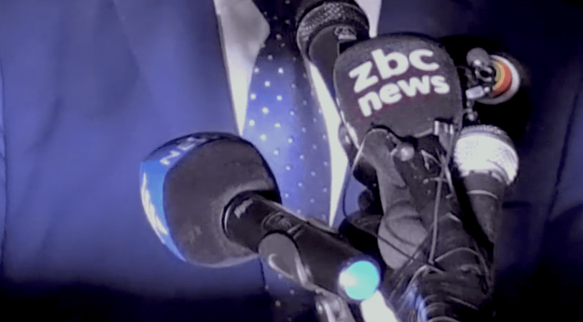 Zimbabwe are propria agenţie spaţială. Emmerson Mnangagwa