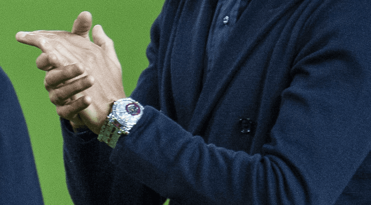 Fotbalistul Cristiano Ronaldo poartă un ceas care costă două milioane euro