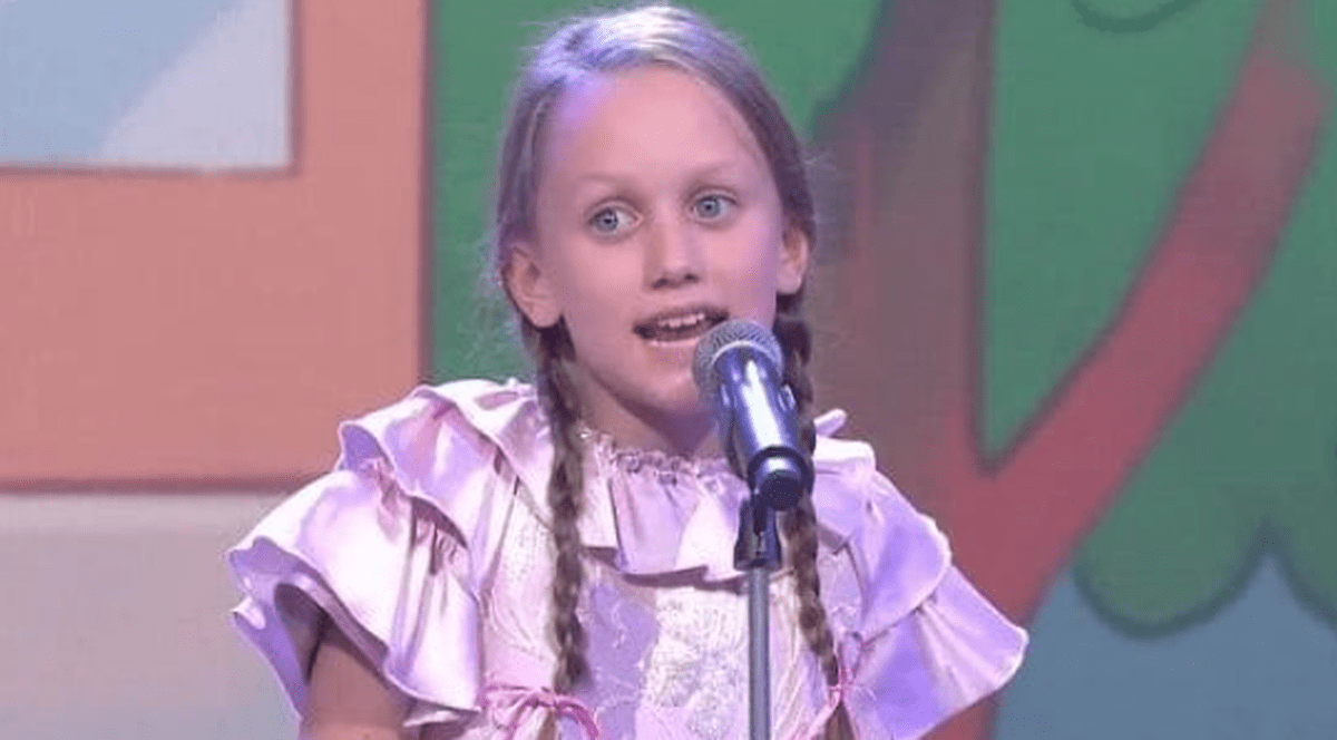 Fetiță româncă, în finala unui festival internațional de cântec pentru copii din Italia