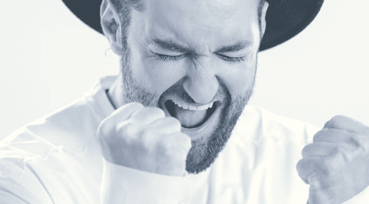 Ipostaza cu care Smiley a stârnit reacții în lanț pe internet. "Cine n-ar vrea să fie privit așa de Antonia"