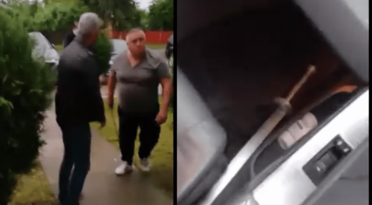 VIDEO | Politician PSD din Giurgiu filmat în timp ce amenința cu sabia un concurent de la ALDE