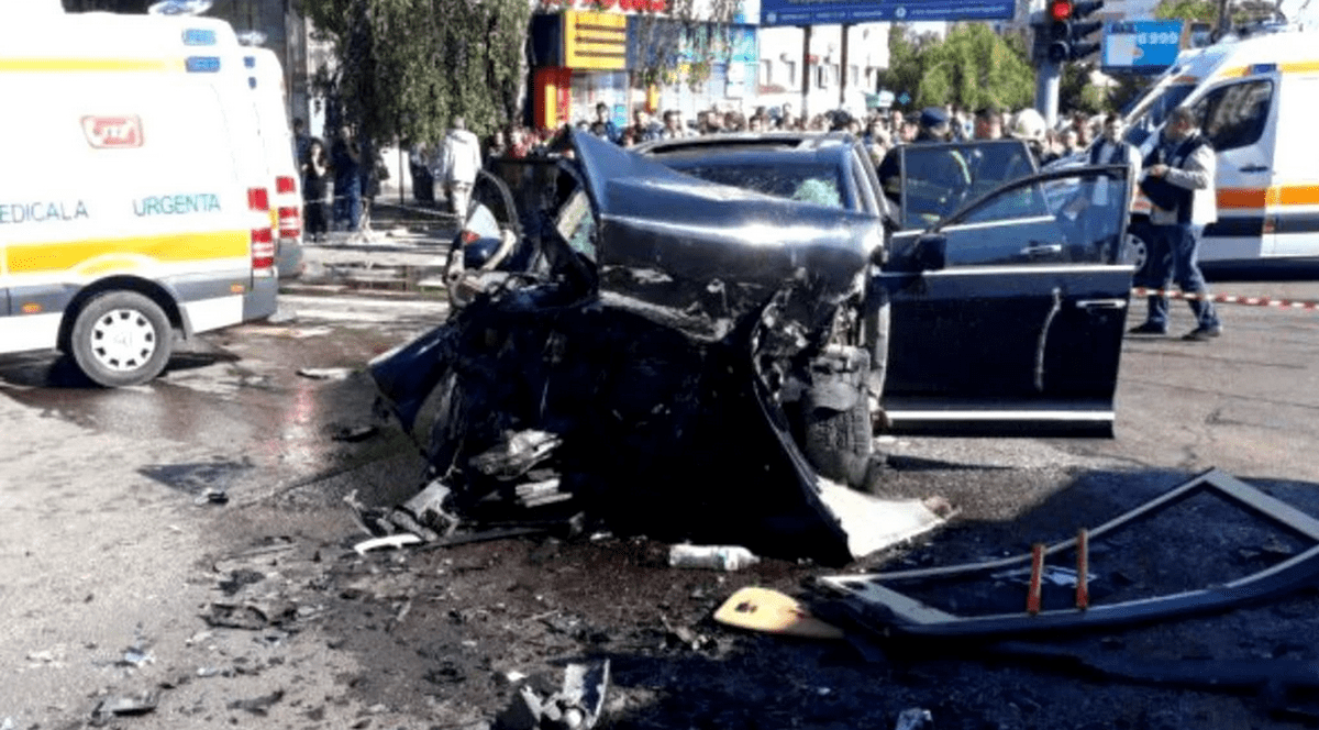 A murit șoferiţa care a spulberat un autobuz cu 130 km/h, în Chișinău