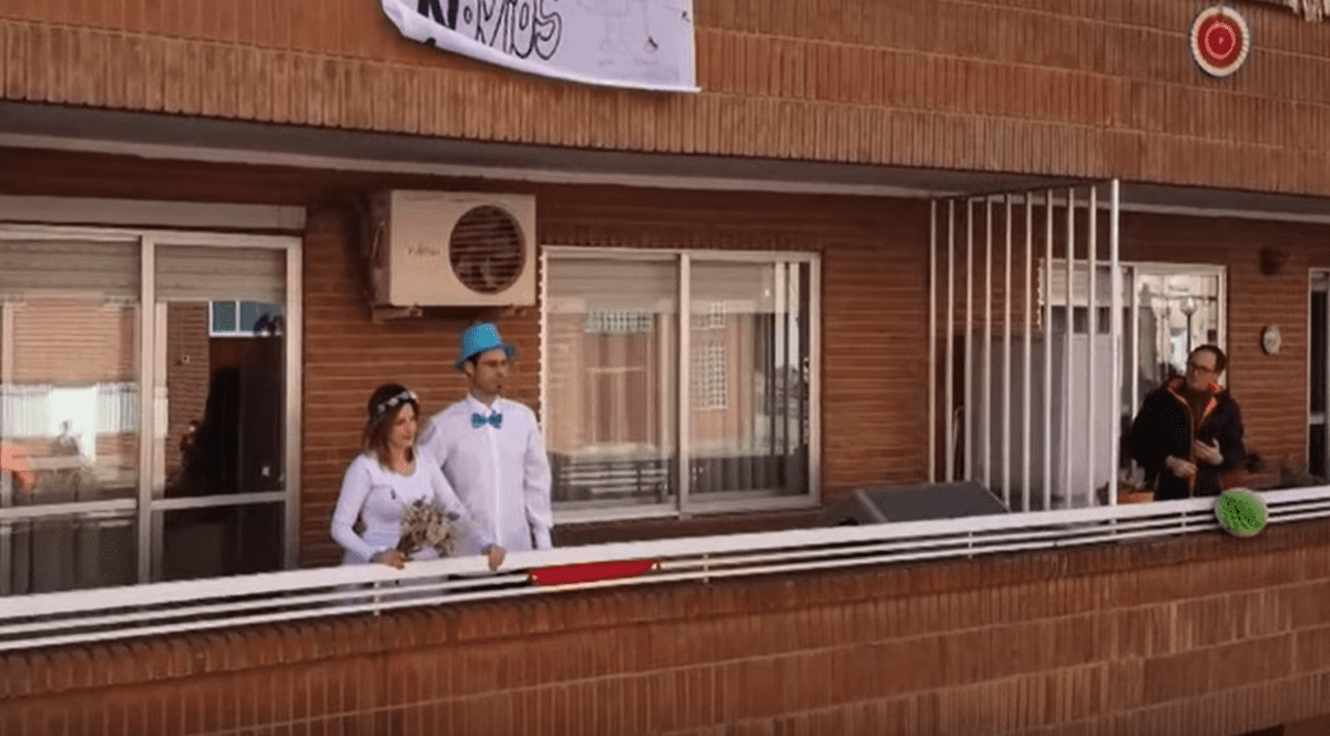 Video | Imagini emoționante în Spania. Nuntă în vremea pandemiei