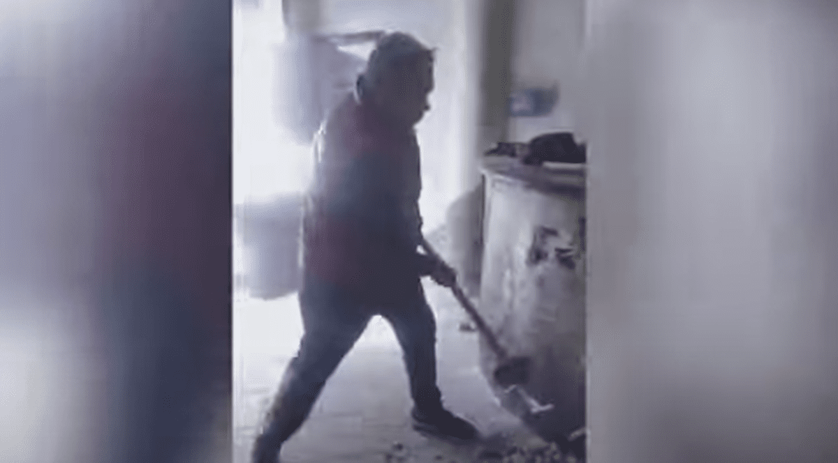 VIDEO | Un italian și-a distrus pizzeria: „«Mulțumesc», COVID-19!”