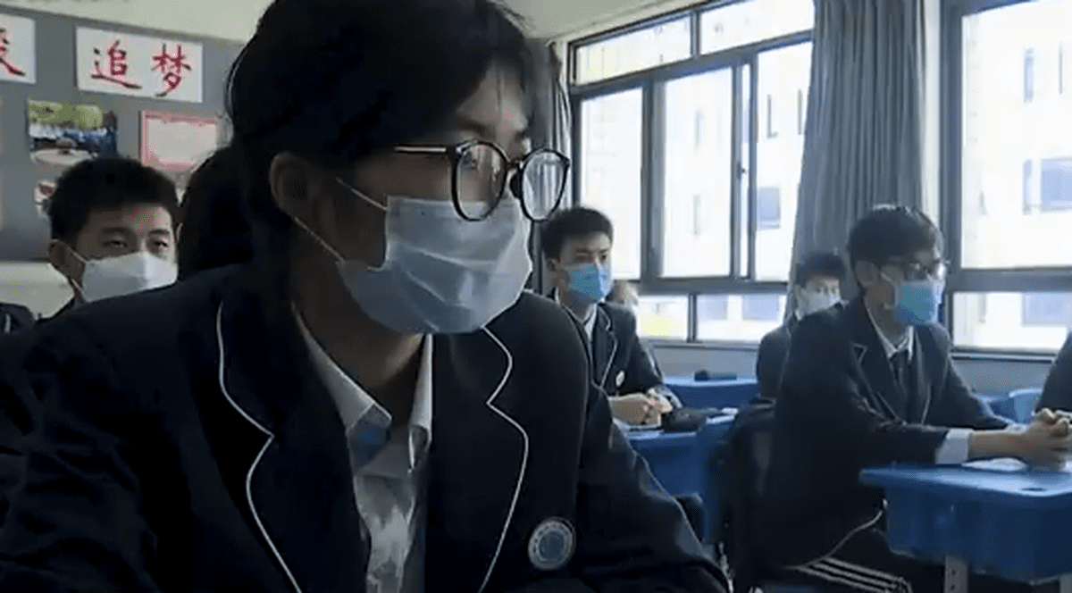 S-au redeschis școlile din Wuhan, orașul de unde a pornit pandemia de coronavirus