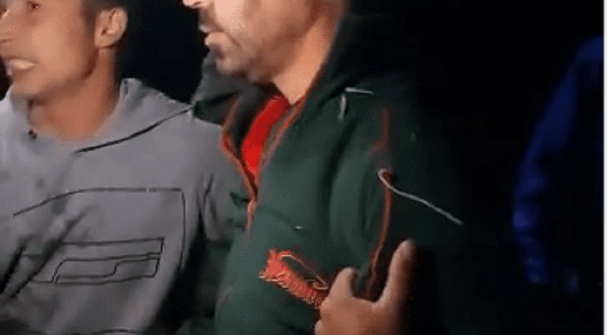 VIDEO | Un bărbat periculos care a evadat din Penitenciarul Ploiești, prins de localnici. Individul era căutat de o lună de polițiști