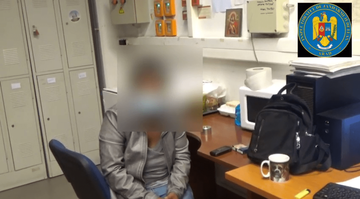 FOTO | Femeie prinsă la furat în prima zi de la deschiderea mall-urilor, în Arad. Dispozitivul special pe care l-a folosit